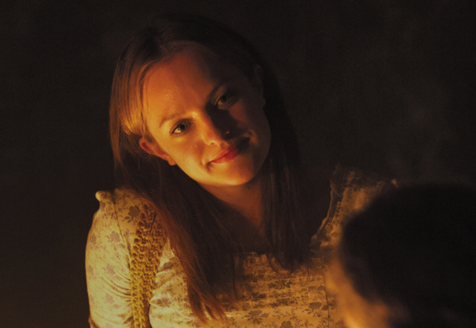 エリザベス・モス（ヘレン・ワイルダー）